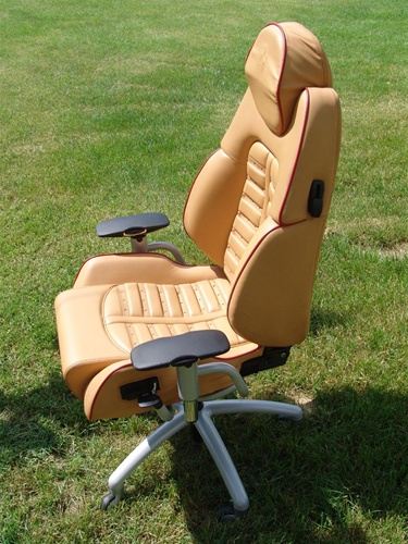 Illustration for article titled Race Car Chairs Give You Office Pole Position